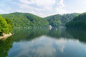 Jezioro Bystrzyckie i jego zalety